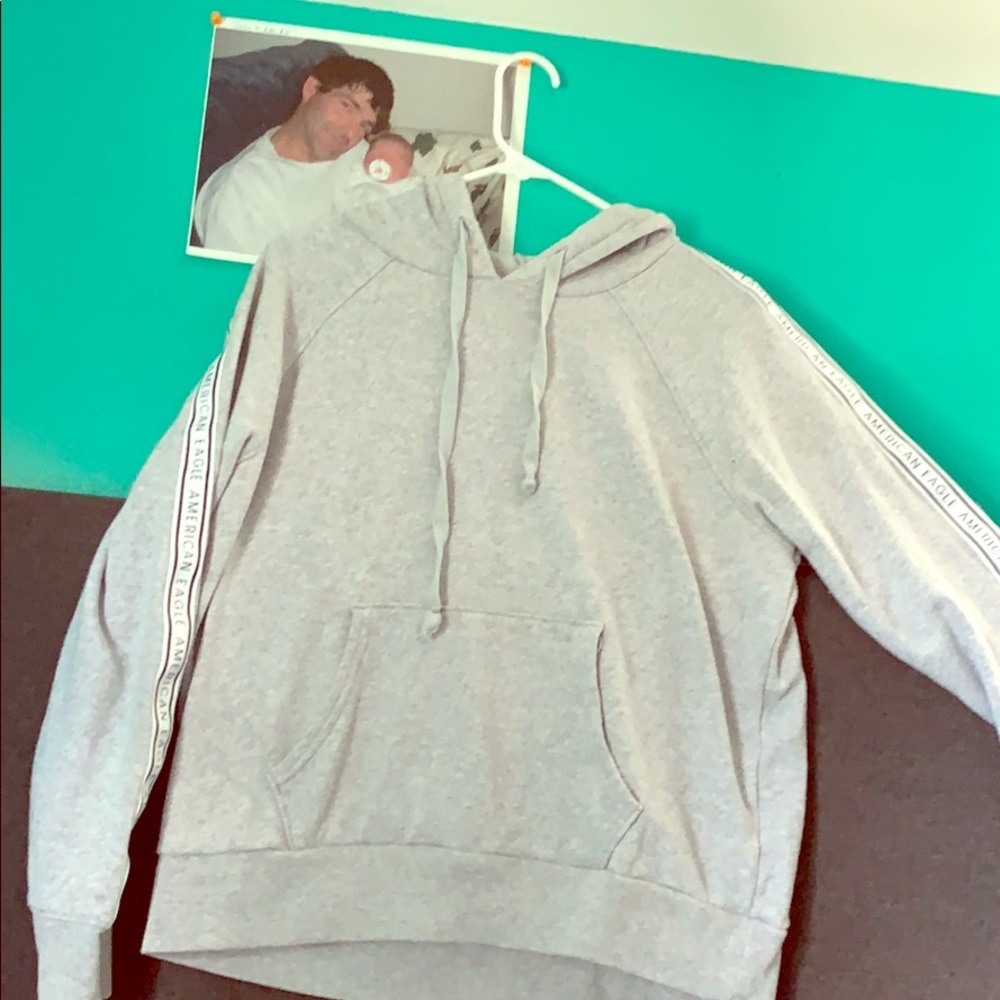 american eagle hoodie